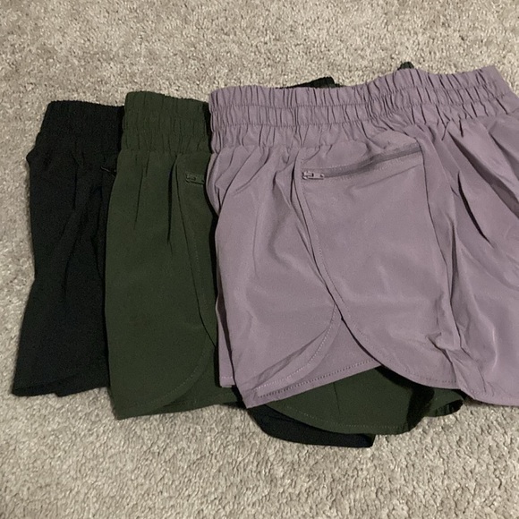 Amazon Pants - NWOT 3 Blooming Jelly Women's Quick-Dry Running Shorts with Pockets 1.75" Size S